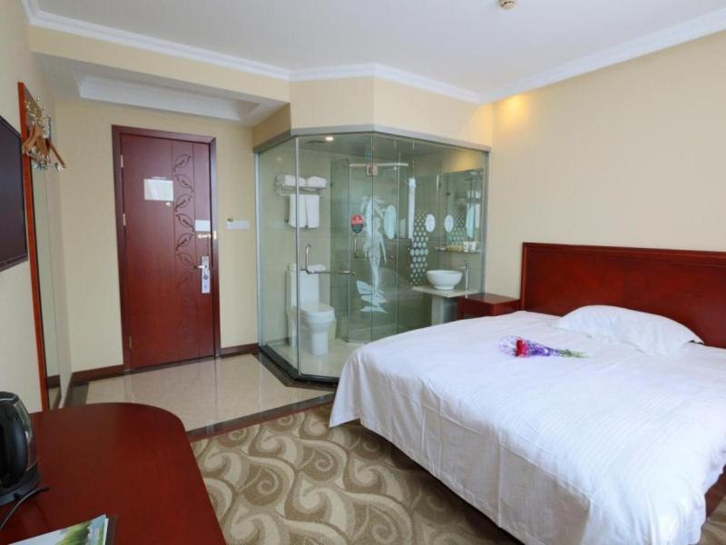 Greentree Inn Shanghai Pudong Airport Huaxia East Road Railway Station Shell Hotel Xangai Exterior foto