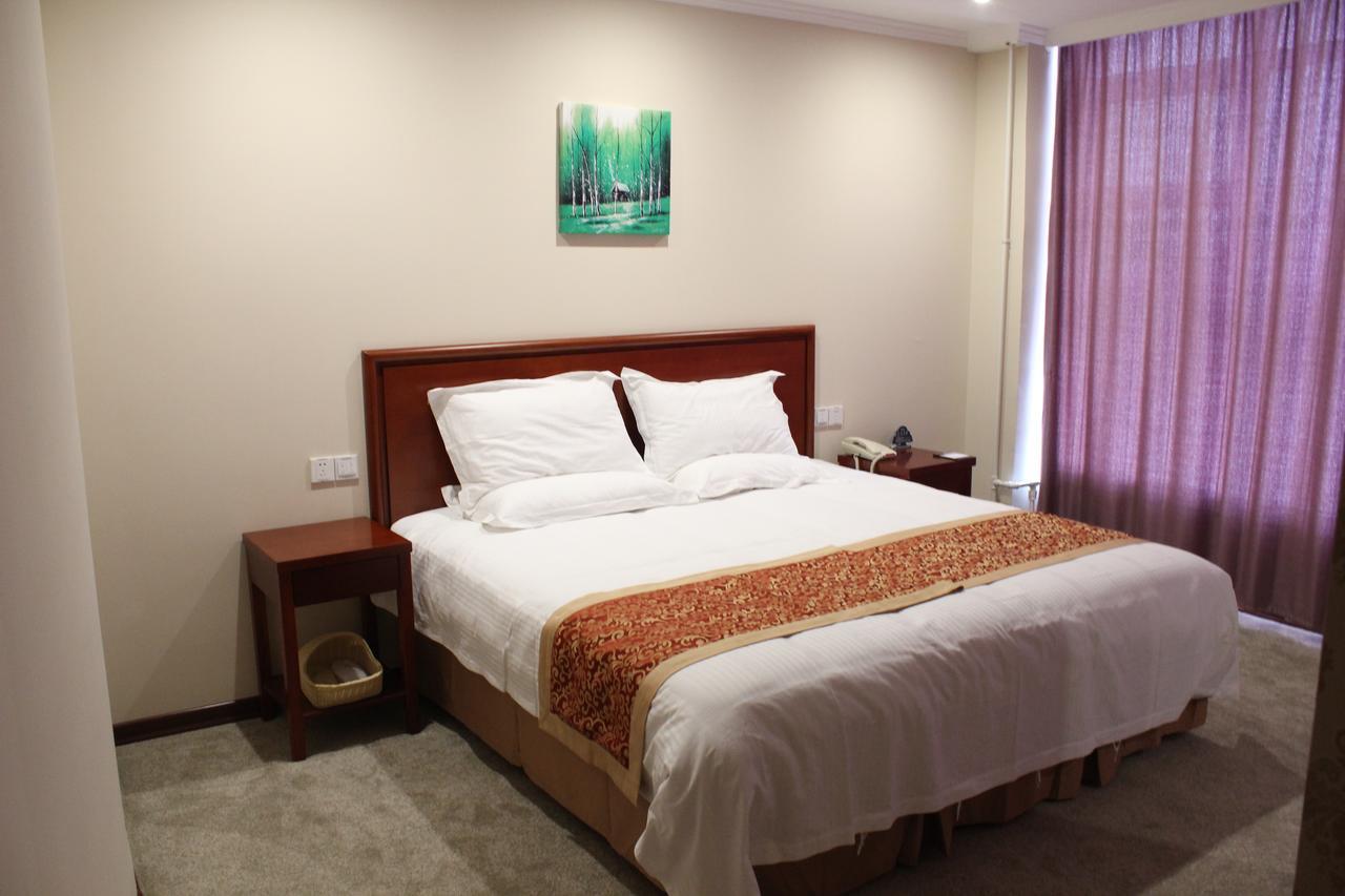 Greentree Inn Shanghai Pudong Airport Huaxia East Road Railway Station Shell Hotel Xangai Exterior foto
