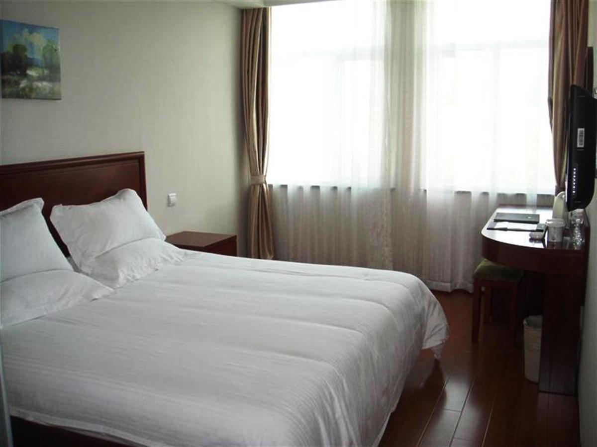 Greentree Inn Shanghai Pudong Airport Huaxia East Road Railway Station Shell Hotel Xangai Exterior foto