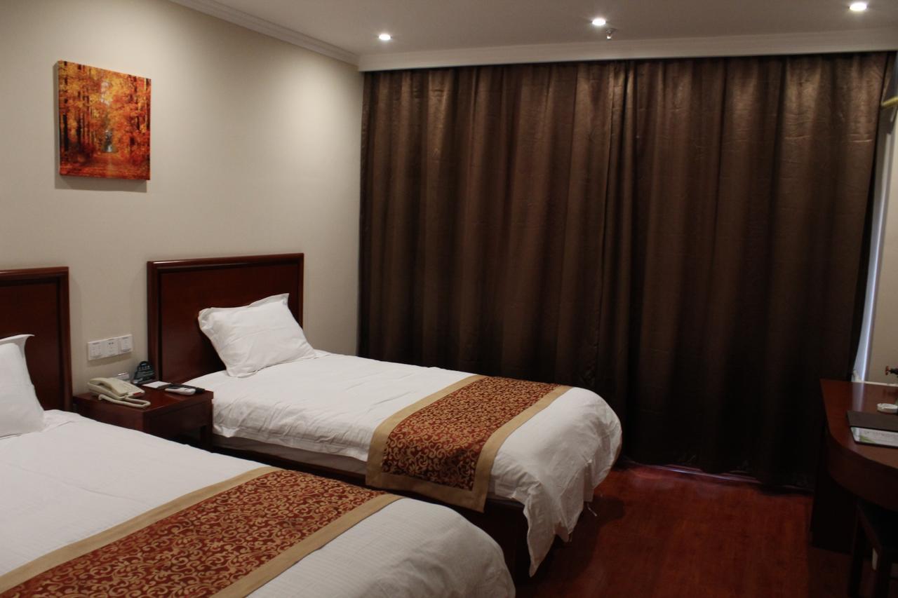 Greentree Inn Shanghai Pudong Airport Huaxia East Road Railway Station Shell Hotel Xangai Exterior foto