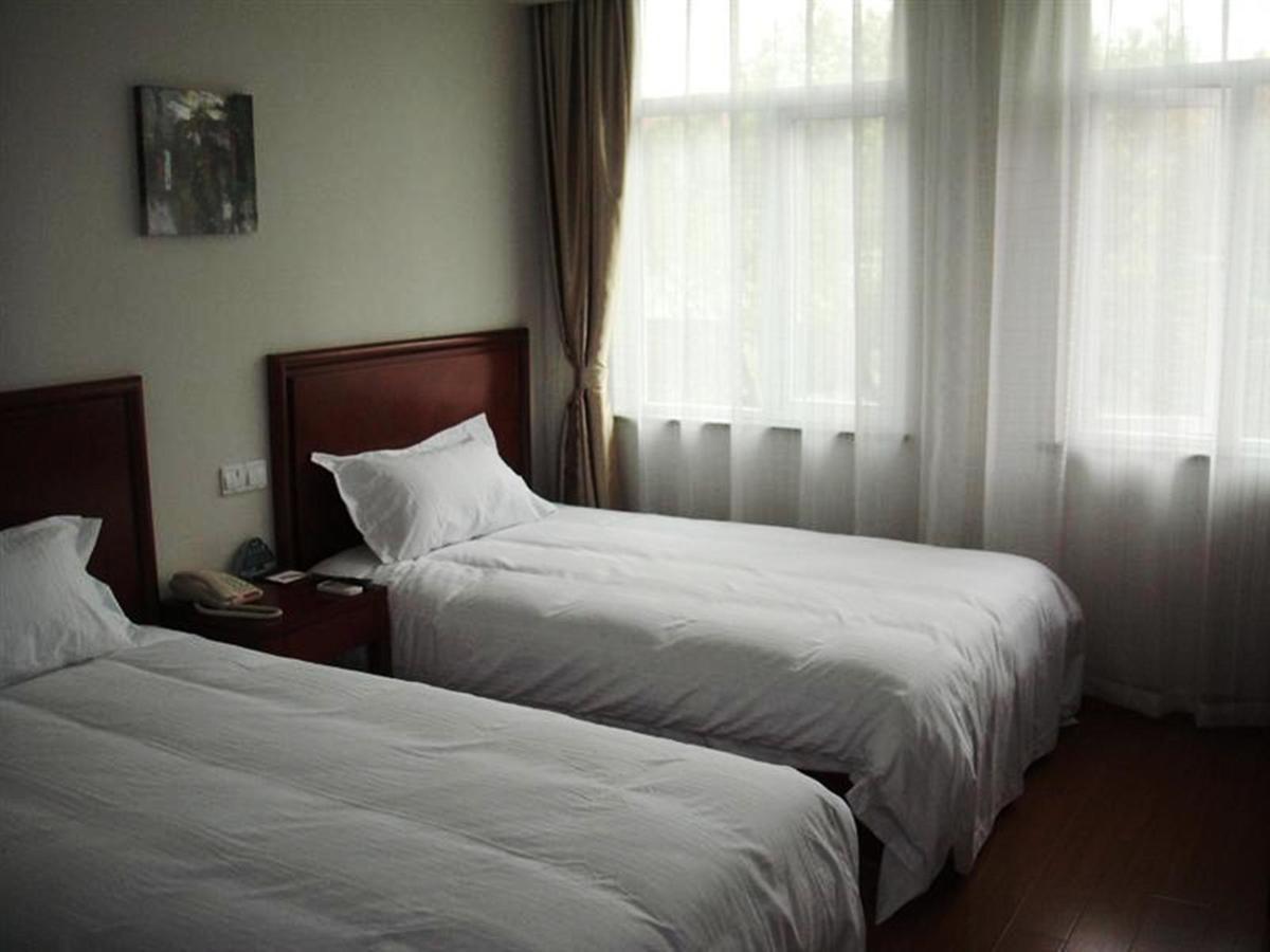 Greentree Inn Shanghai Pudong Airport Huaxia East Road Railway Station Shell Hotel Xangai Exterior foto
