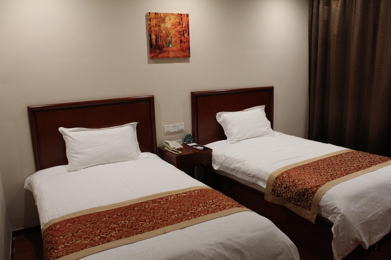 Greentree Inn Shanghai Pudong Airport Huaxia East Road Railway Station Shell Hotel Xangai Exterior foto