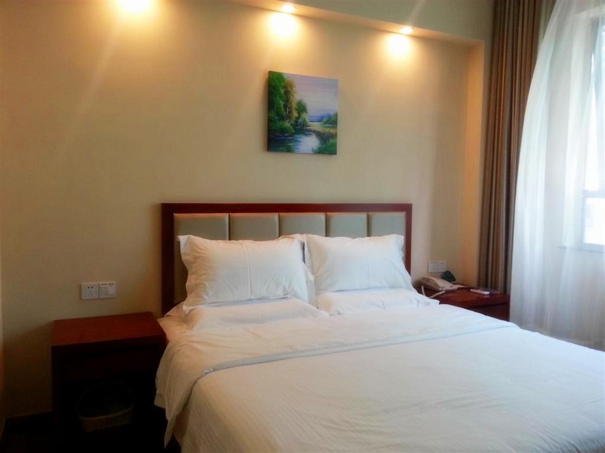 Greentree Inn Shanghai Pudong Airport Huaxia East Road Railway Station Shell Hotel Xangai Exterior foto